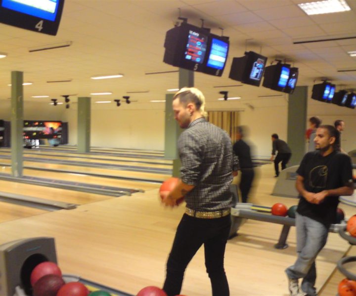 Momail goes bowling, Stockholm